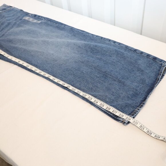 Gap Womens Baggy Jeans Mid Rise Super Wide Leg Relaxed Med Wash Size 12/31R NWT - Picture 10 of 10